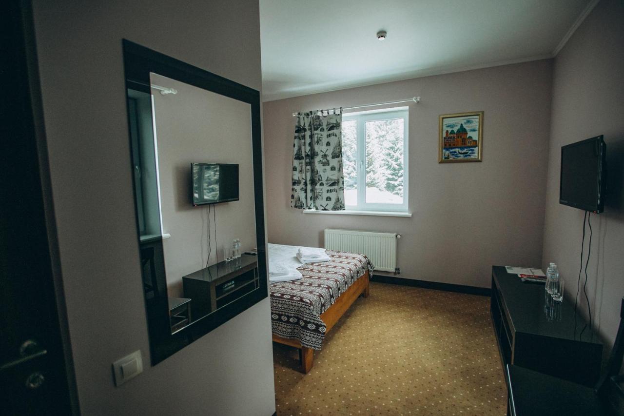 Hotel Hoch Land Yablunytsya Esterno foto