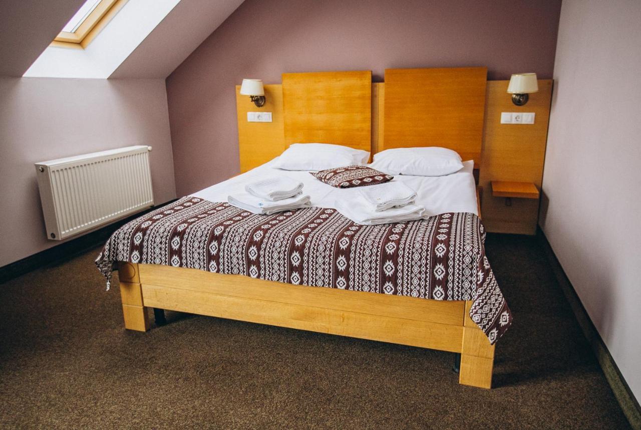 Hotel Hoch Land Yablunytsya Esterno foto