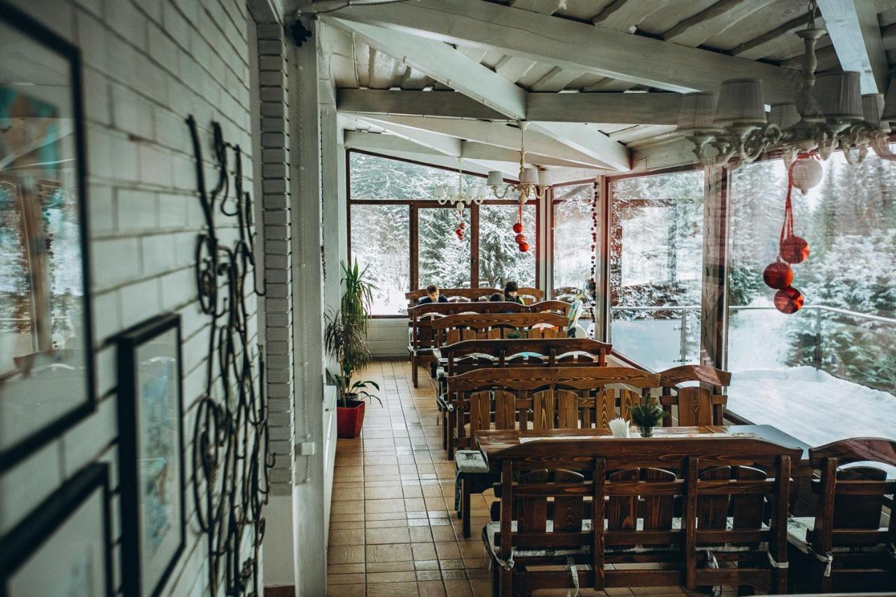 Hotel Hoch Land Yablunytsya Esterno foto