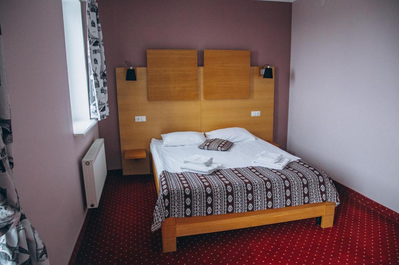 Hotel Hoch Land Yablunytsya Esterno foto