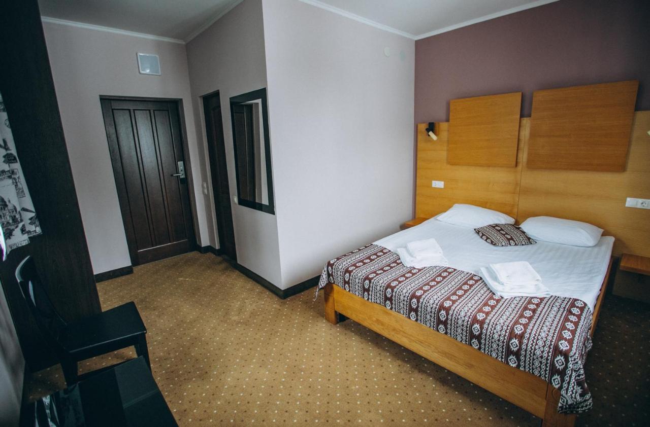 Hotel Hoch Land Yablunytsya Esterno foto